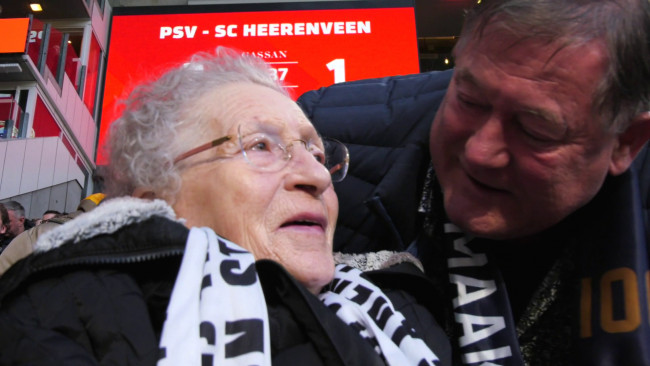 sTeuntje in de rug