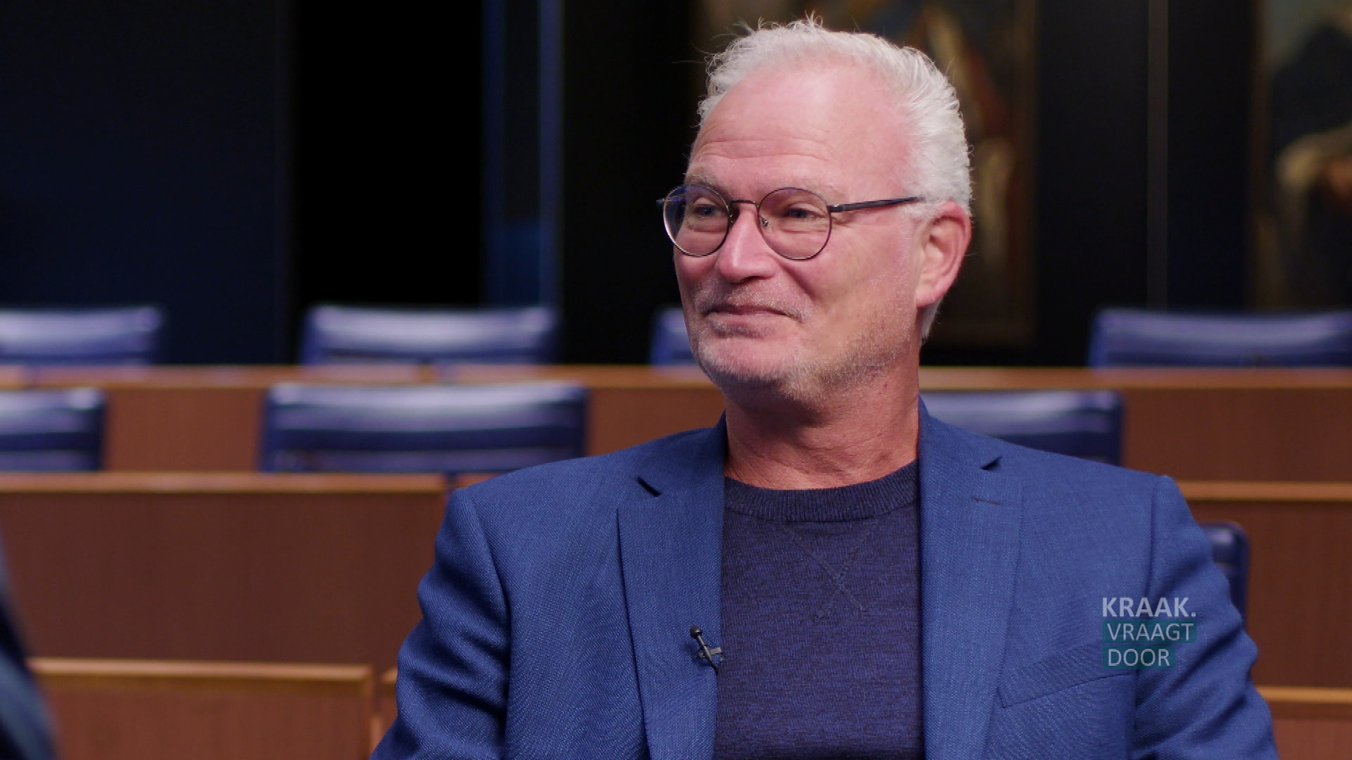 KRAAK. vraagt door