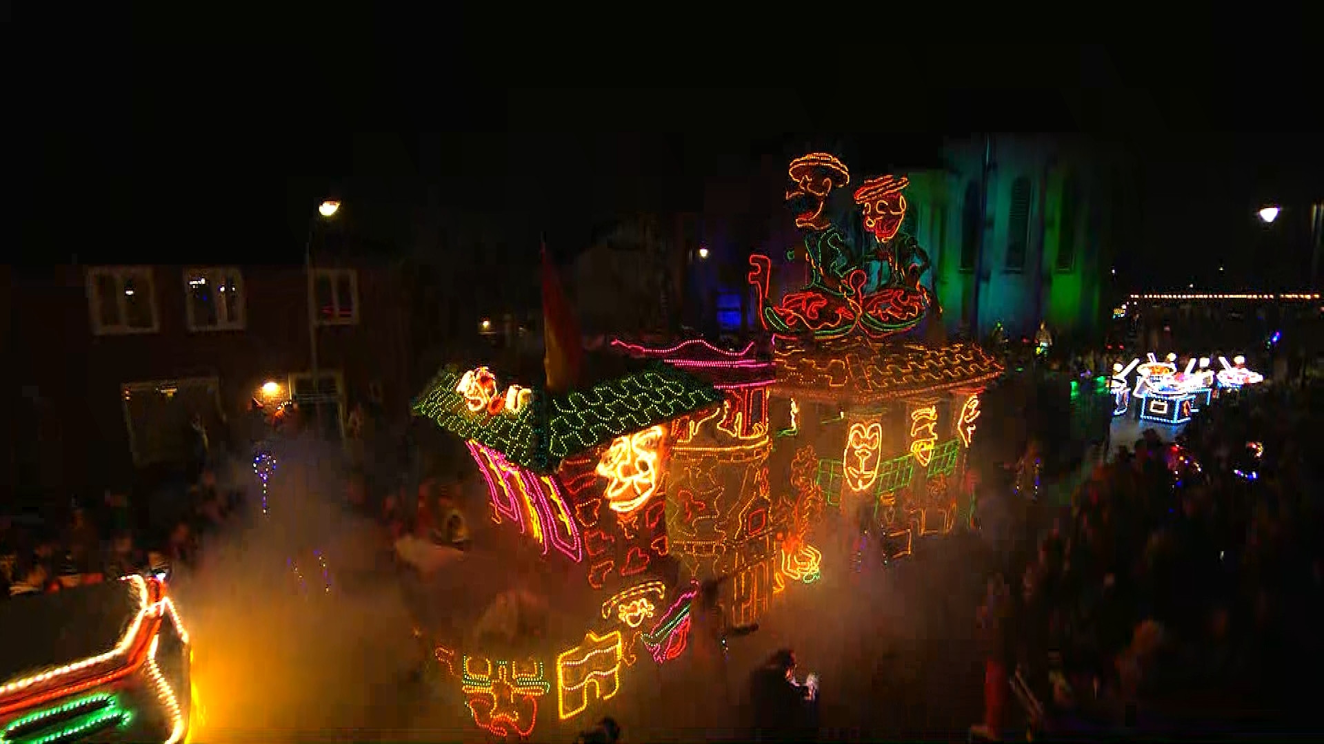 Optocht Standdaarbuiten LIVE - Optocht Standdaarbuiten