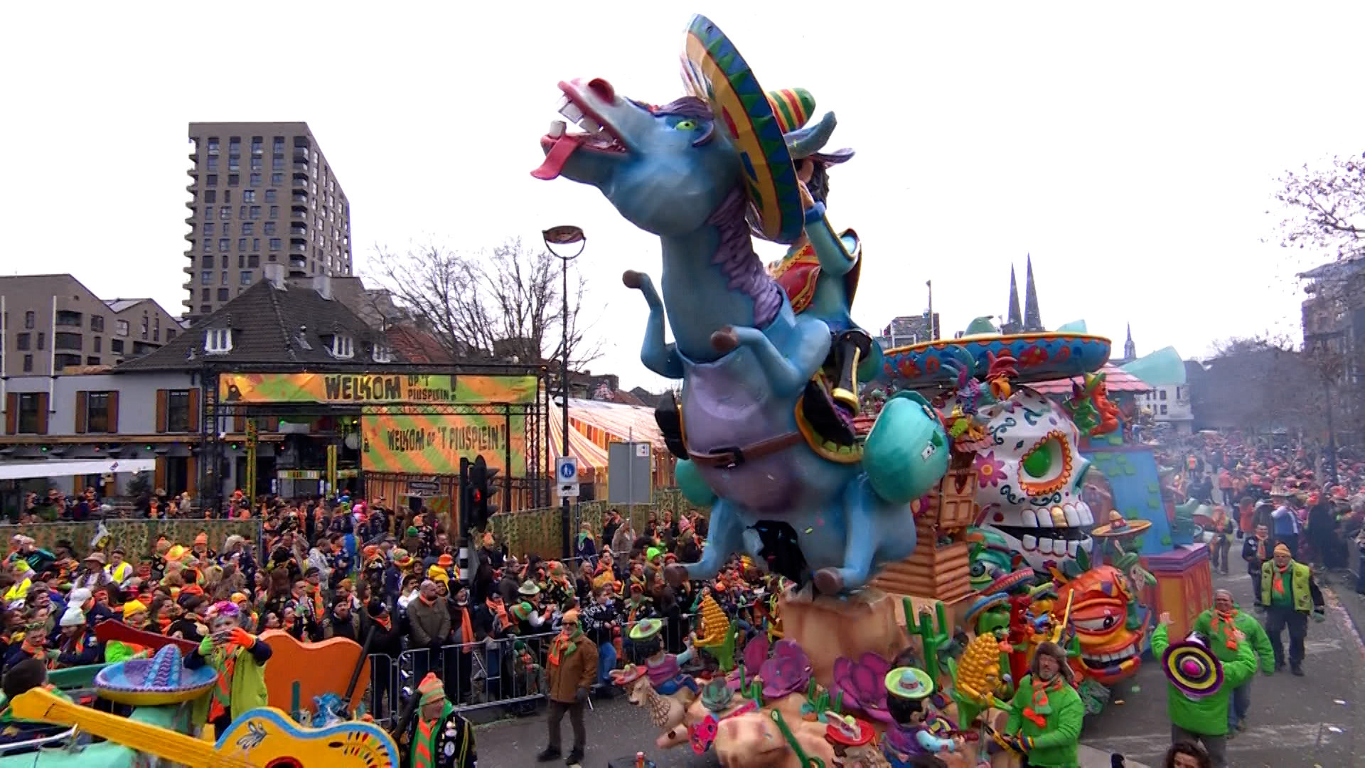 Optocht Tilburg LIVE - Optocht Tilburg 