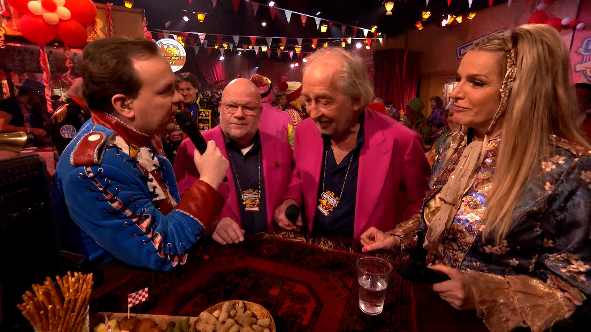 Fijnfisjenie Café LIVE - 16 februari 2026 deel 1