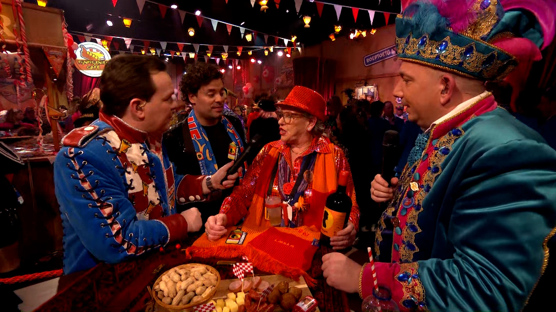 Fijnfisjenie Café LIVE - 15 februari 2026 deel 1