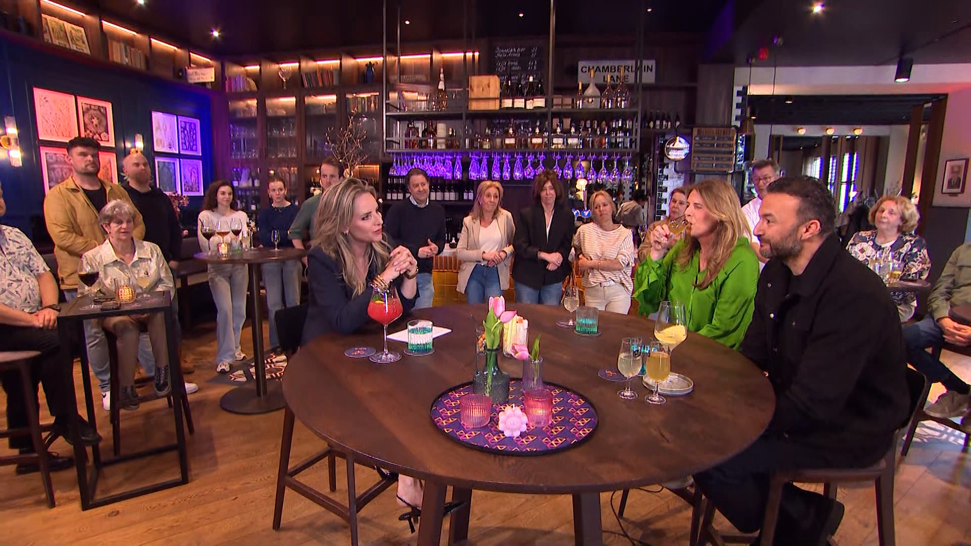 VRIJDAG - vrijdag 10 april