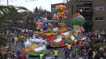 Volle bak feest in Prinsenbeek: zelfs carnavalswinkel is Omroep Brabant